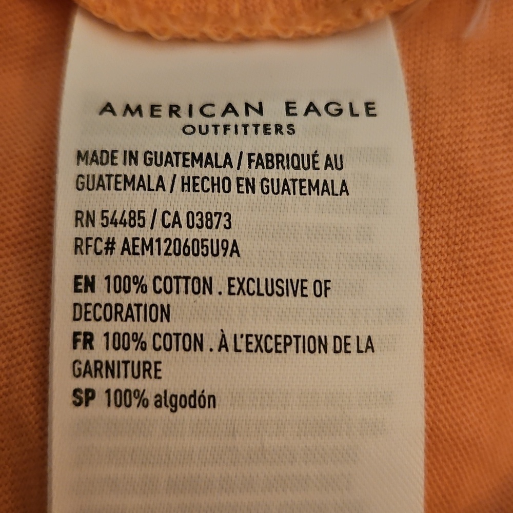 3/$30 AMERICAN EAGLE Peach Queen Band Tour 1975 Oversized T-Shirt - Picture 8 of 11